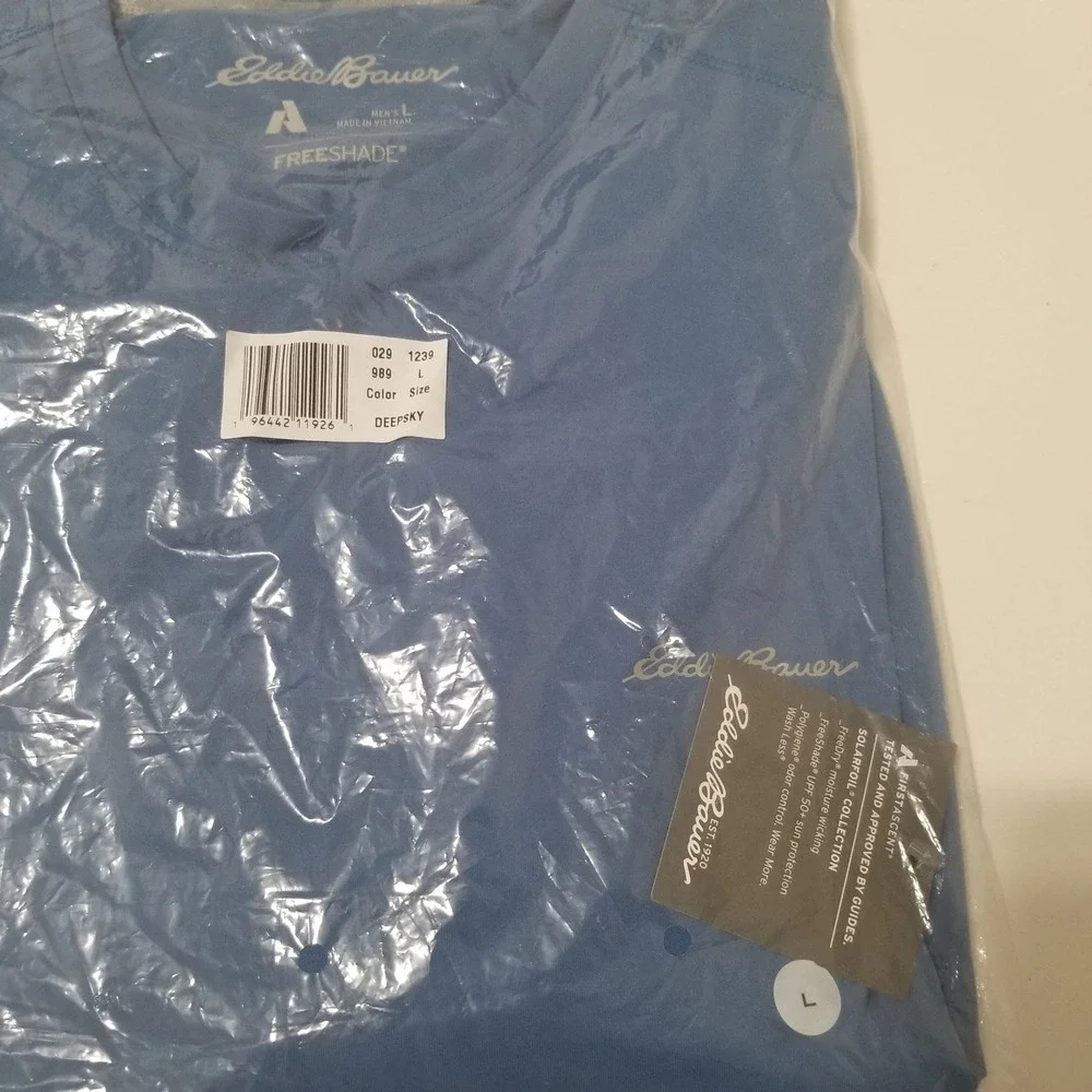 Eddie Bauer Men's Long-Sleeve Solarfoil UPF 2.0 Crew in Deep‎ Sky - Size Large - Picture 3 of 5